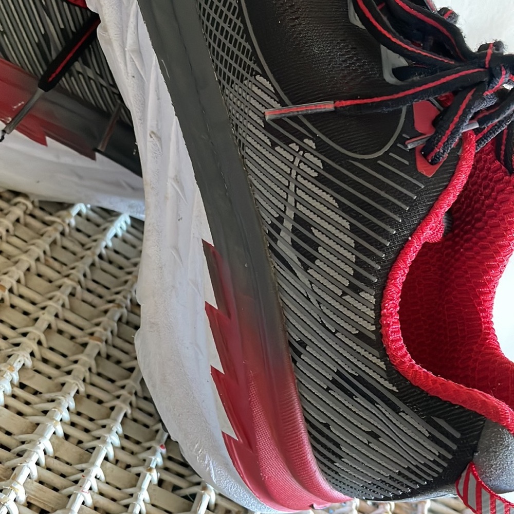 Hoka One One One - Picture 2 of 9